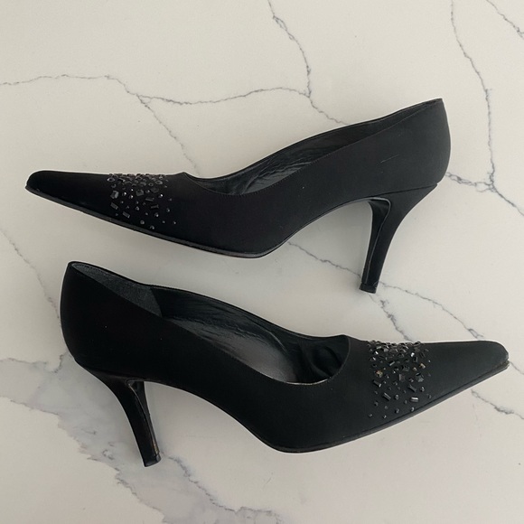 Stuart Weitzman shoes fabric and rhinestones 9US - Picture 4 of 9